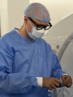 У Львові лікарі знищили метастази у 42-річної жінки за допомогою електродів – 02