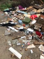 Зустріли 1 вересня зі сміттєзвалищем: поблизу львівського ліцею виявили купу сміття – 01