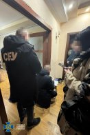 Адвокатка зі Львова організовувала нелегальний виїзд чоловіків за кордон