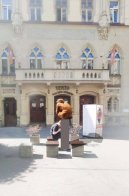 скульптуру “Зажата”