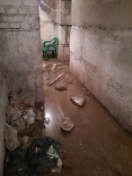 Туалетний папір та людські фекалії: львів'яни обурені станом підвалу на вулиці Вигоди (фото) – 01