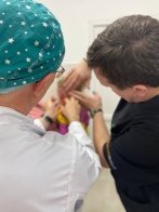 Відомий турецький пластичний хірург оперуватиме дітей у Львові: як потрапити на консультацію – 02