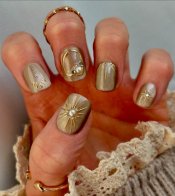 Осінній манікюр 2025: головні тренди в nail-сфері, які закохують – 14