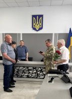 У Великих Мостах двох захисників посмертно нагородили державними нагородами – 02
