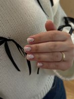 Новорічний манікюр на короткі нігті 2026: найкращі дизайни – 06