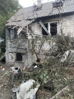 Уламки російської ракети знищили будинок відомого львівського художника – 01