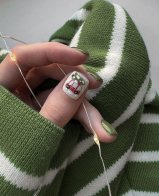 Новорічний манікюр на короткі нігті 2026: найкращі дизайни – 07