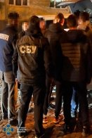 У Львові затримали "ділка", який заробляв на переправленні чоловіків-утікачів за кордон – 01