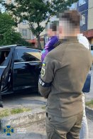 На Львівщині екссуддя та в'язень за 13 тис. доларів переправляли ухилянтів за кордон
