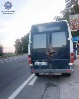 Львівські патрульні виявили автівку з ймовірно підробленими документами – 01