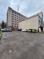 Землю під готелем у Львові хочуть перевести під житлову забудову – 04
