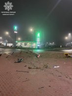 П’яний водій Peugeot протаранив «кільце» на об’їзній дорозі Львова – 03