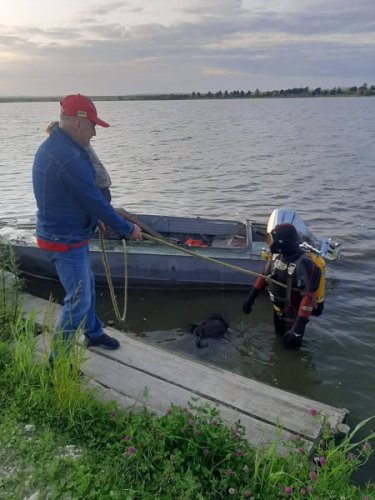Під час годування риби в озері на Львівщині втонув працівник комбінату – 01