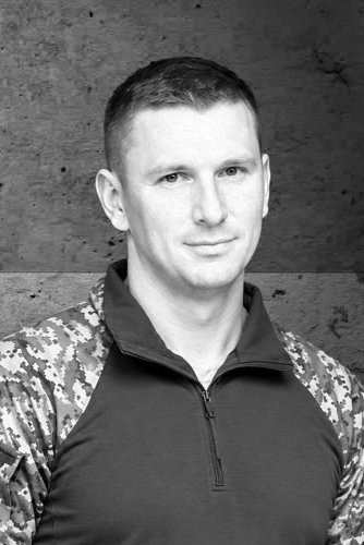 На Львівщині 26 жовтня попрощаються з загиблими військовими: імена – 04
