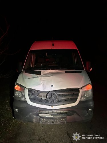 Через наїзд мікроавтобуса Mercedes на Львівщині загинув 69-річний пішохід – 01