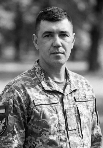 17 лютого на Львівщині попрощаються з загиблими військовими: імена – 02