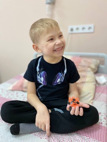 Половину життя бореться із хворобою нирок: хлопчику зі Львівщини пересадили орган 17-річного померлого хлопця – 04