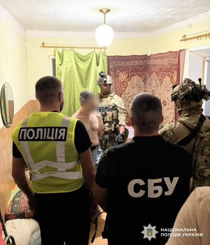 Поліція оприлюднила перші фото затримання підозрюваного у вбивстві Андрія Парубія – 01