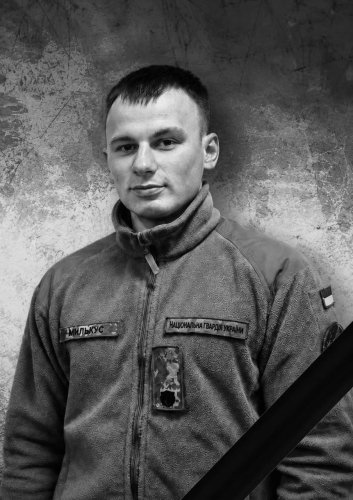 На Львівщині 4 серпня попрощаються з загиблими військовими: імена – 05