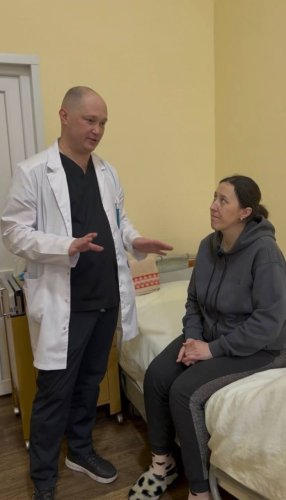 Львівські хірурги прооперували 39-річну жінку, в якої після падіння органи змістилися в грудну клітку – 01