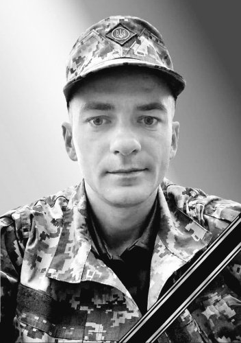 Львівщина 28 липня попрощається з загиблими воїнами: що про них відомо – 04