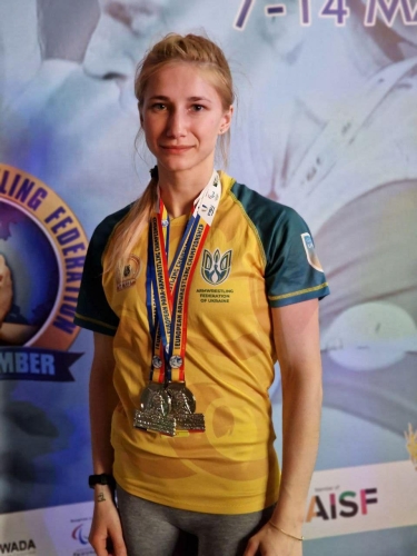 Ганна Сидорович на чемпіонаті Європи з армреслингу