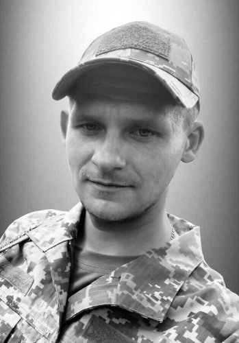 На Львівщині 13 жовтня попрощаються з загиблими військовими: імена – 01