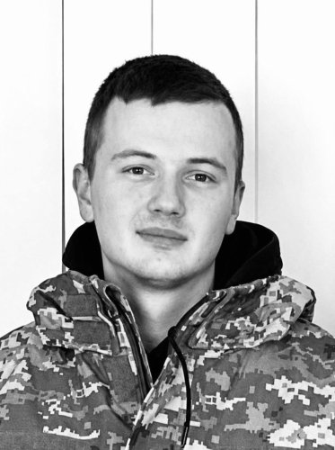 На Львівщині 8 червня попрощаються з загиблими військовими: імена – 04