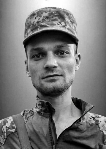 На Львівщині 9 жовтня попрощаються з загиблими військовими: імена – 04