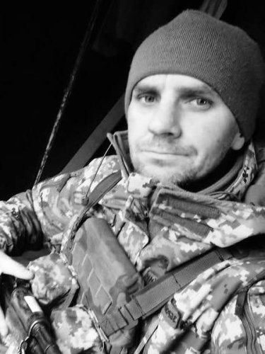 На Львівщині 2 липня попрощаються з загиблими військовими: імена – 04