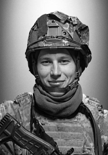 На Львівщині 20 квітня попрощаються з загиблими військовими: імена – 04