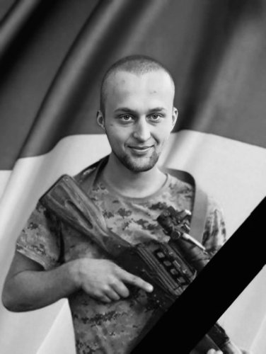 На Львівщині 3 жовтня попрощаються з загиблими військовими: імена – 02
