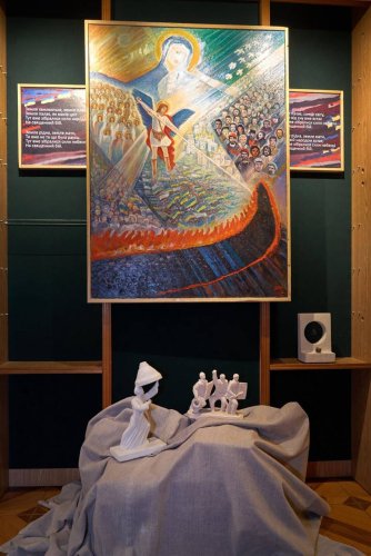 У музеї Михайла Грушевського у Львові відкрили виставку про Майдан – 01