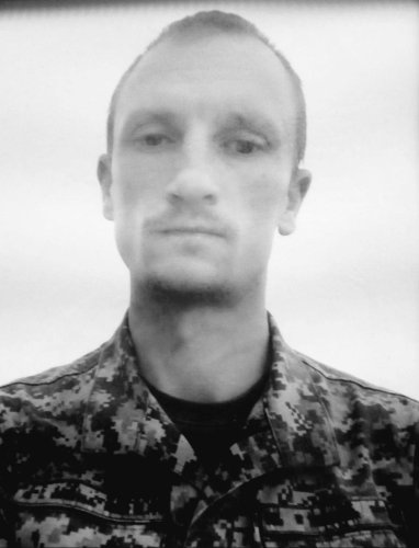 На Львівщині 24 березня попрощаються з загиблими військовими: імена – 04