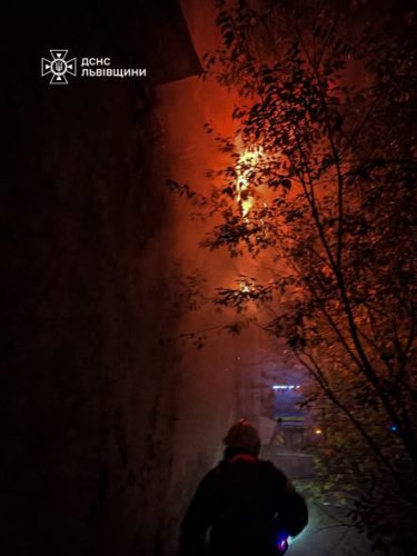 У Стрию під час гасіння пожежі в квартирі виявили тіло людини – 01
