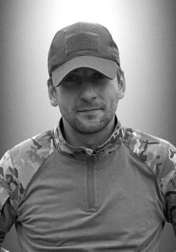 На Львівщині 8 червня попрощаються з загиблими військовими: імена – 03