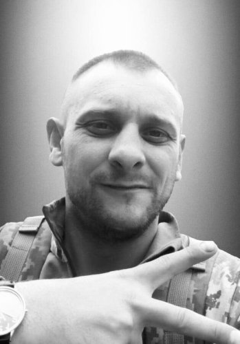 На Львівщині 27 серпня попрощаються з загиблими воїнами: імена – 05