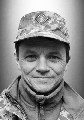 На Львівщині 16 червня попрощаються з загиблими військовими: імена – 04