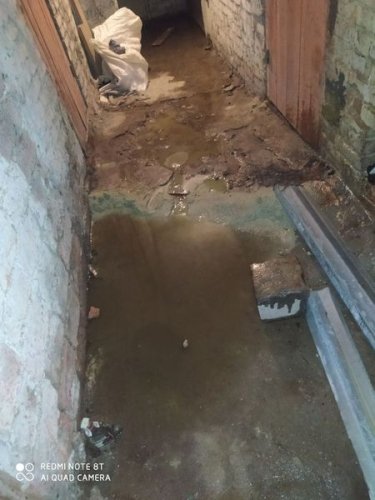 Водоспад у підвалі: львів’яни скаржаться на затоплені підвали та квартири – 02