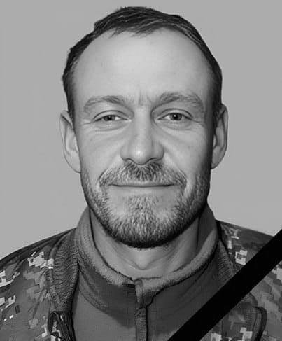 На Львівщині 24 березня попрощаються з загиблими військовими: імена – 08