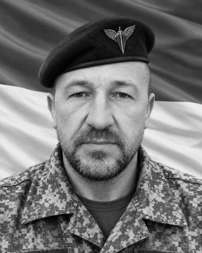 На Львівщині 16 вересня попрощаються з загиблими військовими: імена – 02